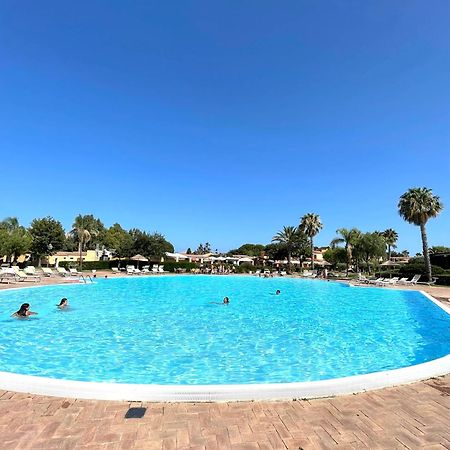 Amarestyle Igv Club Santagiusta Hotell Costa Rei Exteriör bild