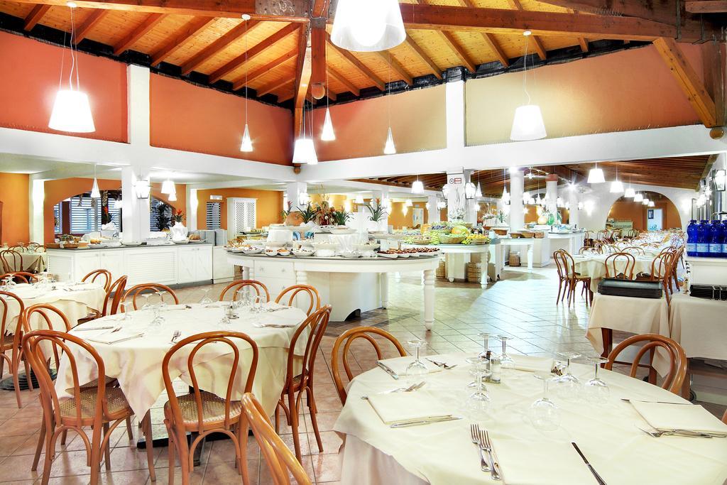 Amarestyle Igv Club Santagiusta Hotell Costa Rei Exteriör bild