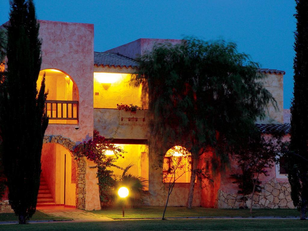 Amarestyle Igv Club Santagiusta Hotell Costa Rei Exteriör bild