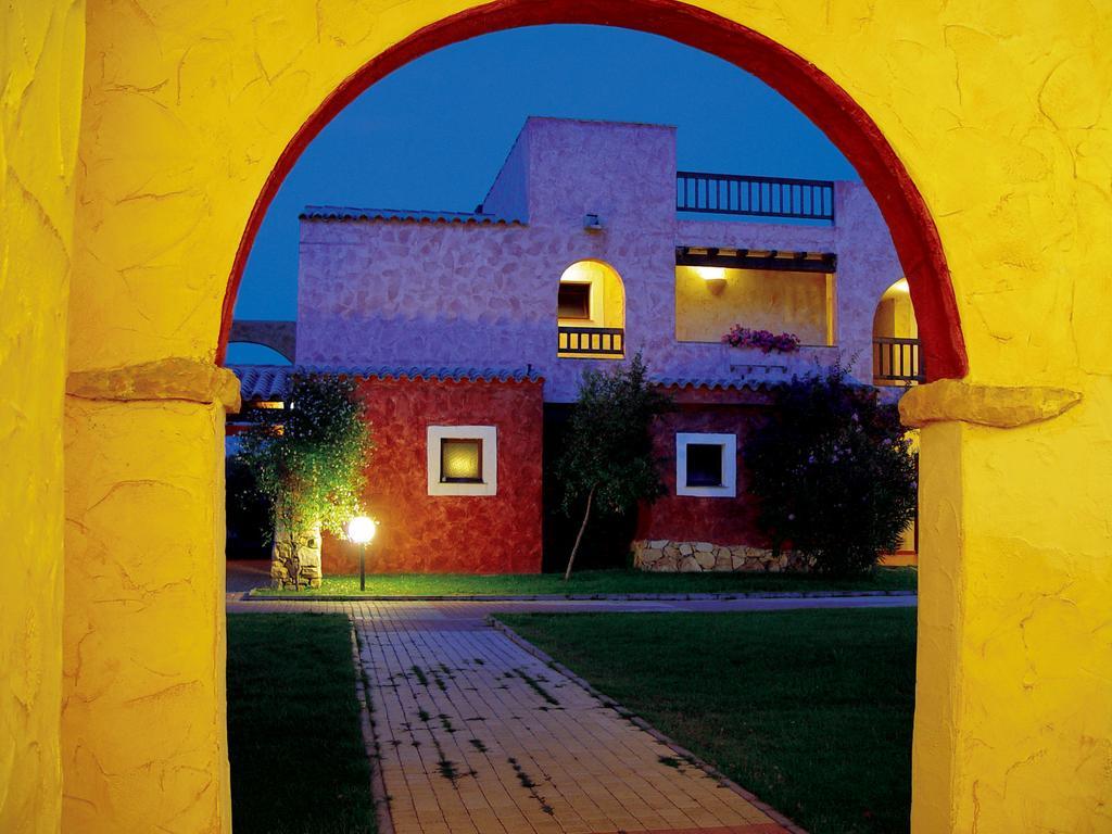 Amarestyle Igv Club Santagiusta Hotell Costa Rei Exteriör bild