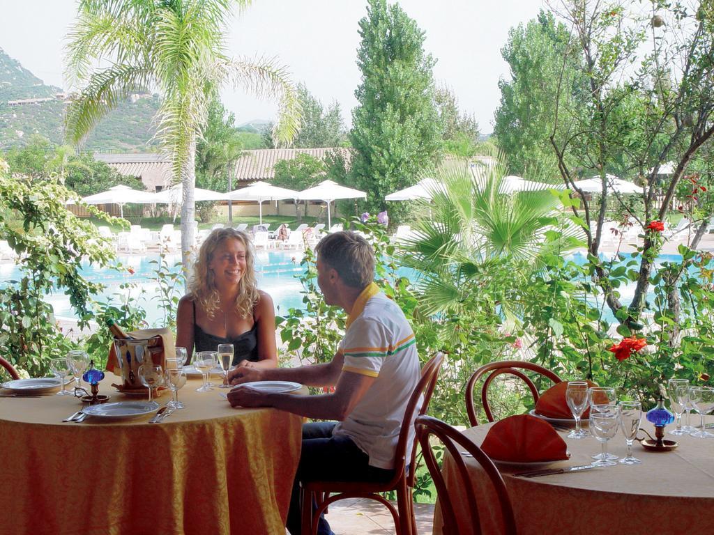 Amarestyle Igv Club Santagiusta Hotell Costa Rei Exteriör bild